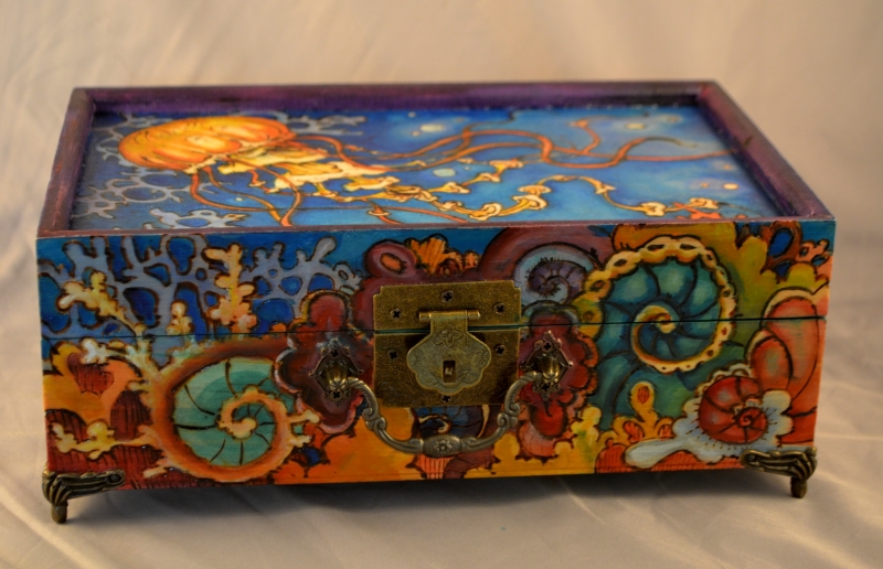 Jellfish Jewelry box - front